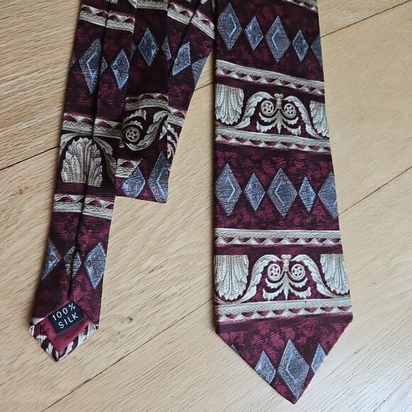 Fratelli 100% Silk Handmade In Italy Grecian Look Maroon Gray Black Men’s Tie - Picture 6 of 7